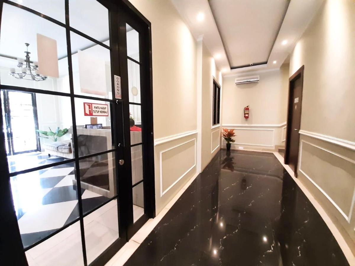 Flamboyan Residence Cipete Jakarta Buitenkant foto